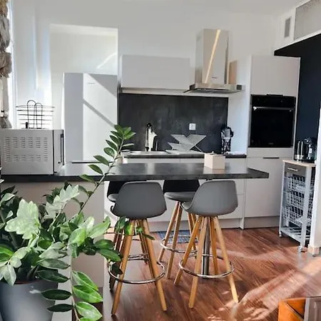 Le Championnet Parking Prive * Grenoble