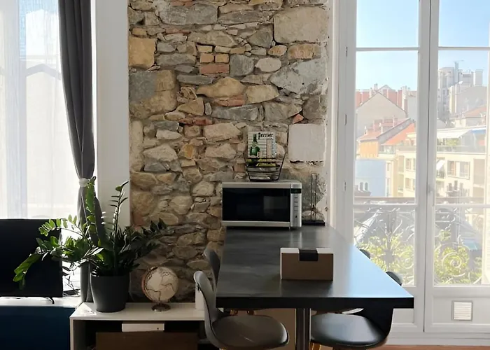 Le Championnet Parking Prive