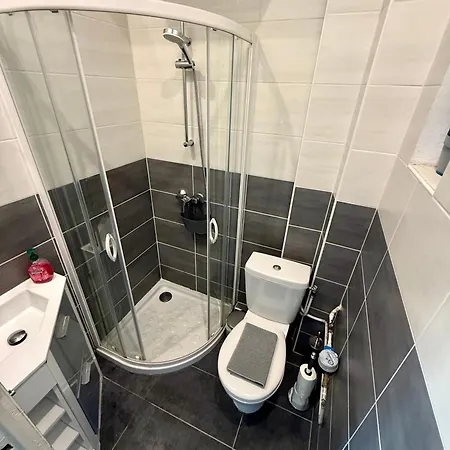 Le Championnet Parking Prive Апартаменты Гренобль