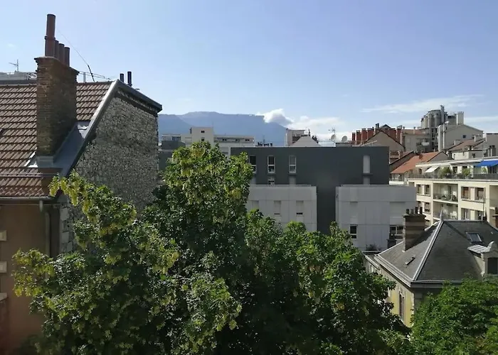 Апартаменты Le Championnet Parking Prive *